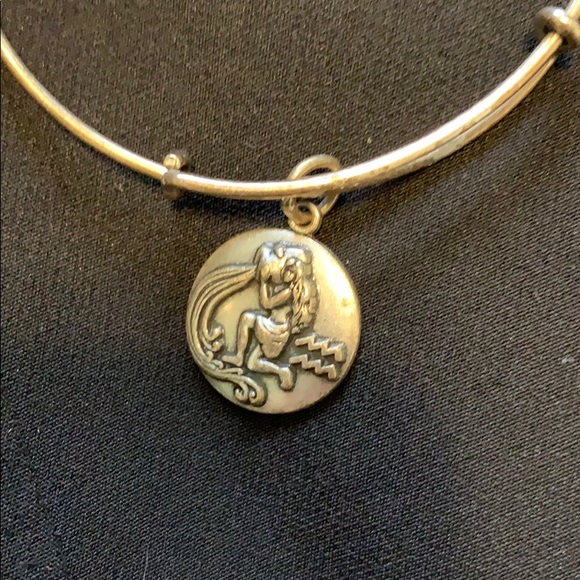 Bracelet - Picture 3 of 4